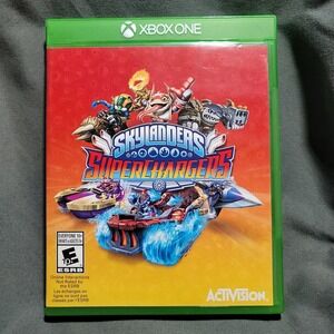 Skylanders SuperChargers (Microsoft Xbox One, 2015)